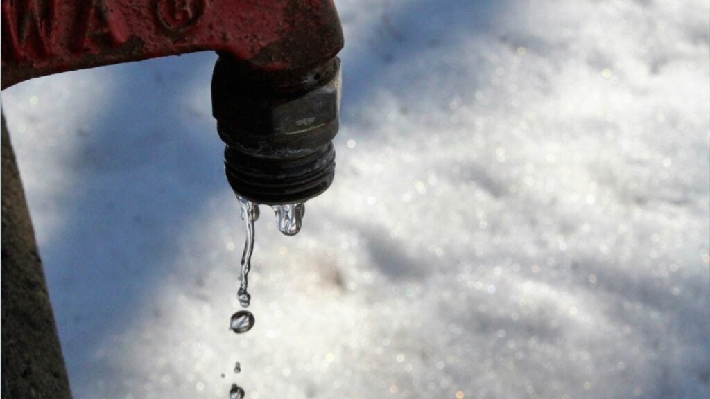 how to stop water damage at home